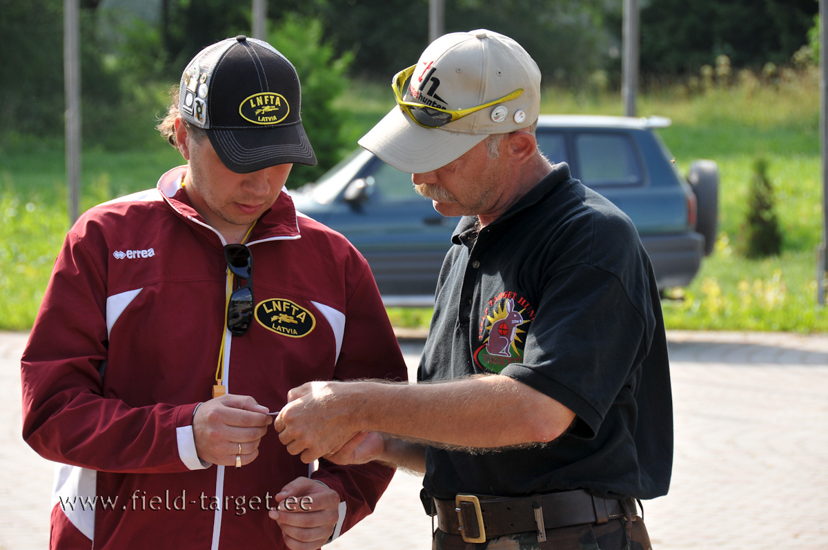 Konstantin LV ja Zoltan HU vahetavad kontakte